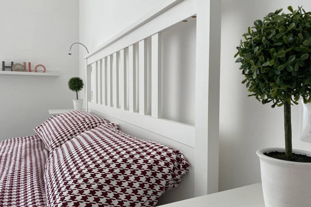 Central Modern Apartment Rome -Locazione Turistica- Екстер'єр фото
